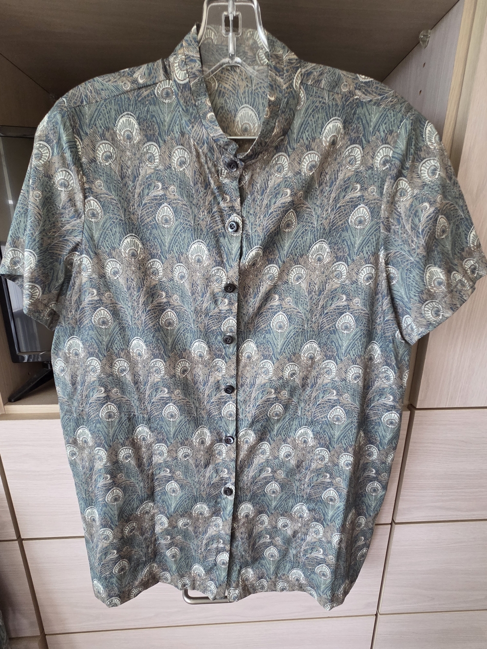Liberty Of London Short-Sleeve Button-Up Shirt in Teal Peacock Print